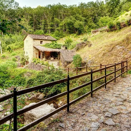 Дом отдыха Historic Mill With View In The Heart Of Tuscany